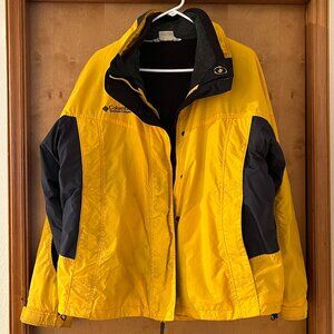 Vintage Fleece-lined Columbia Bugaboo Ski / Snow Jacket  (Women's size XL)